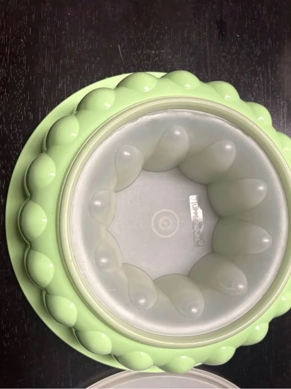 Tupperware Jel-Ring mold